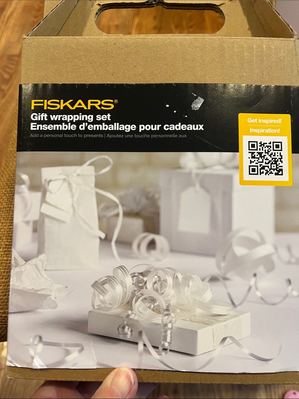 Gift Wrapping Set